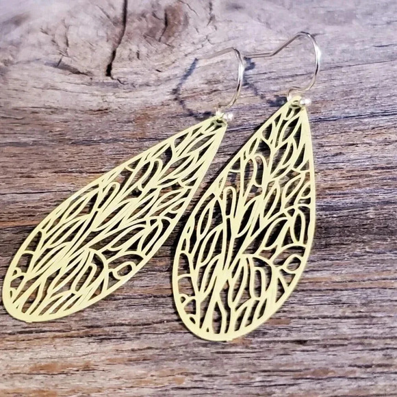 Art Nouveau Lacy Yellow Green Filigree Slim Teardrop Enamel Pendant Earrings - Picture 7 of 9